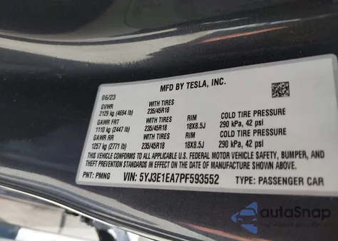 2023 Tesla Model 3 Rear-Wheel Drive z USA, uszkodzony, nr VIN 5YJ3E1EA7PF593552